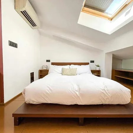 Loft Cort Reial Atico In The Heart Of The Old Town Apartamento