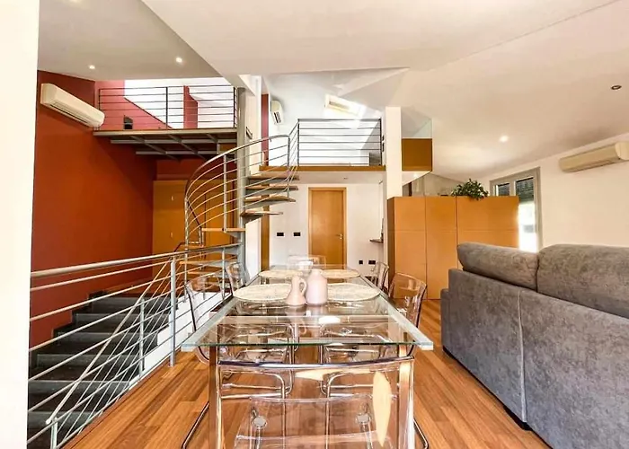 Apartman Loft Cort Reial Atico In The Heart Of The Old Town Girona