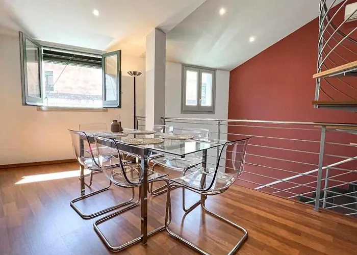 Loft Cort Reial Atico In The Heart Of The Old Town Apartman